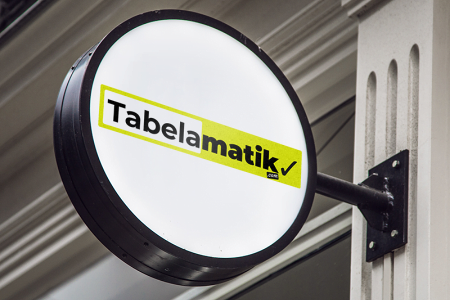 İşletmenizin Marka Kimliğini Güçlendirecek Reklam Panoları